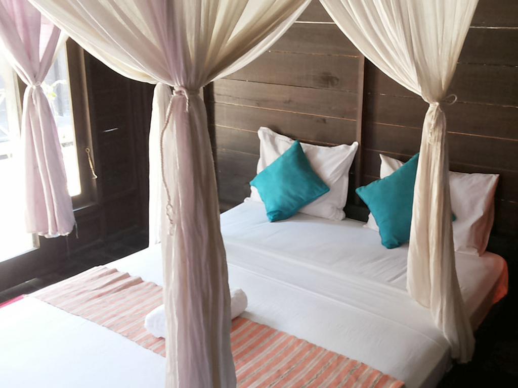 Mosaix Gili Bungalows Gili Trawangan Exterior photo